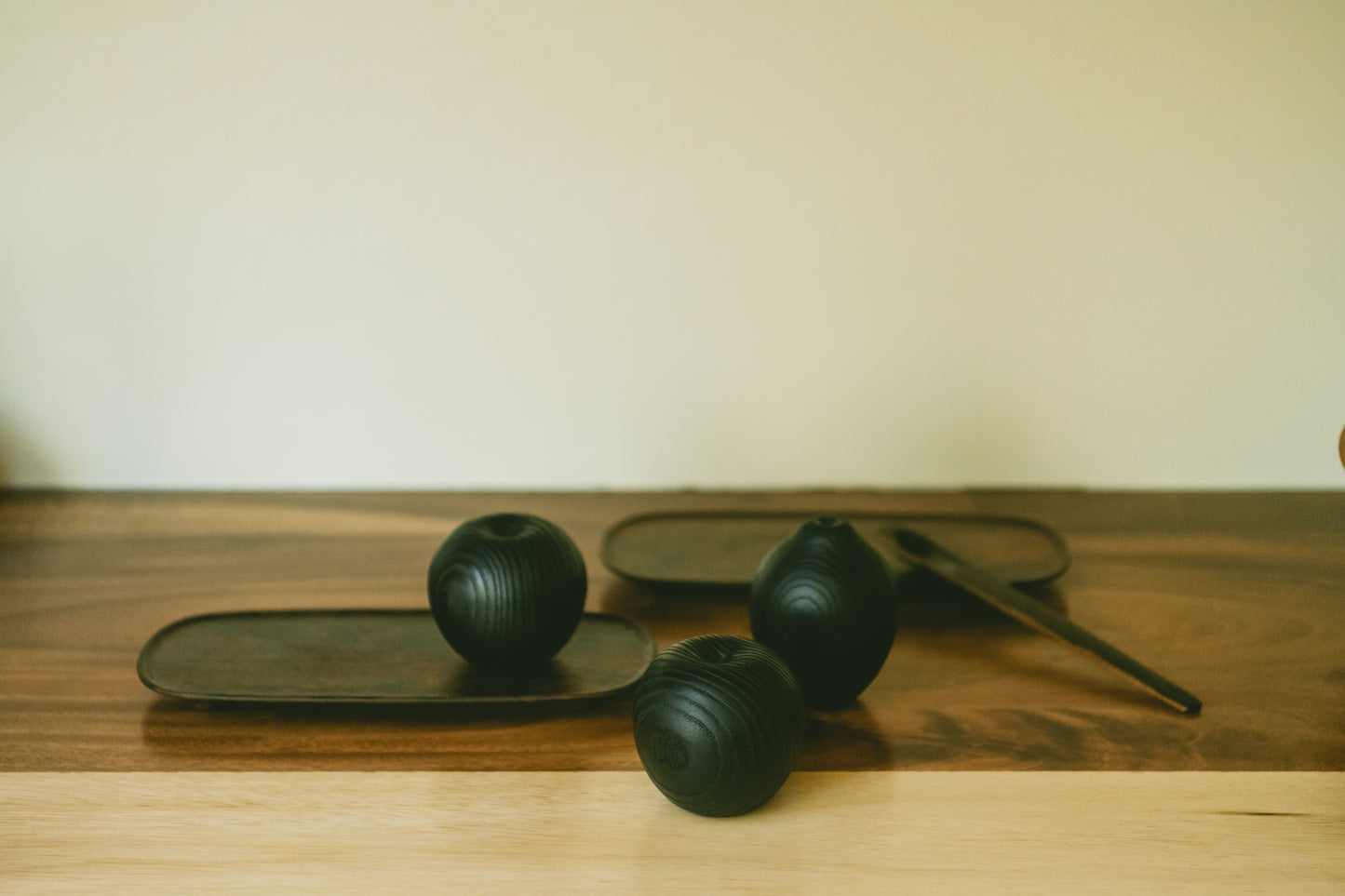 Pebble Form - Handcrafted | Incense & Mini Floral Holder